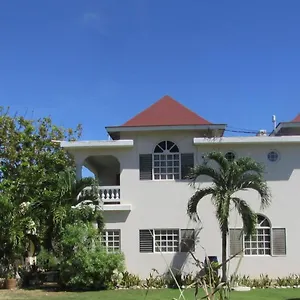 Nelsons Retreat Guest house