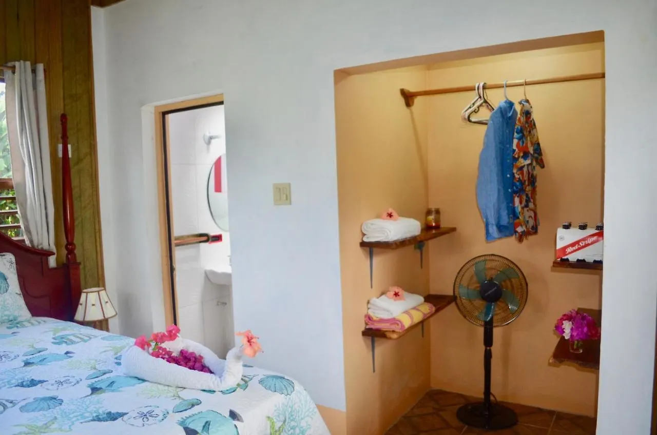 نيغريل Coral Cottage Jamaica فندق مبيت وإفطار