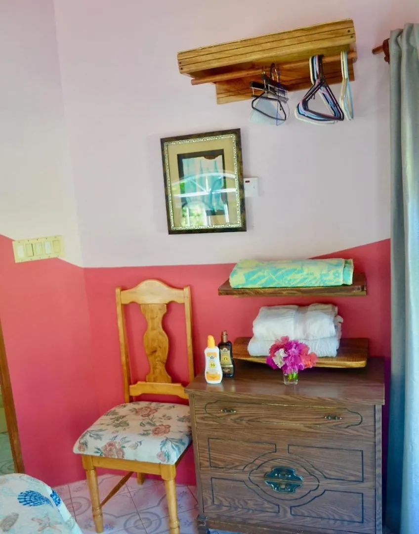 فندق مبيت وإفطار نيغريل Coral Cottage Jamaica جامايكا
