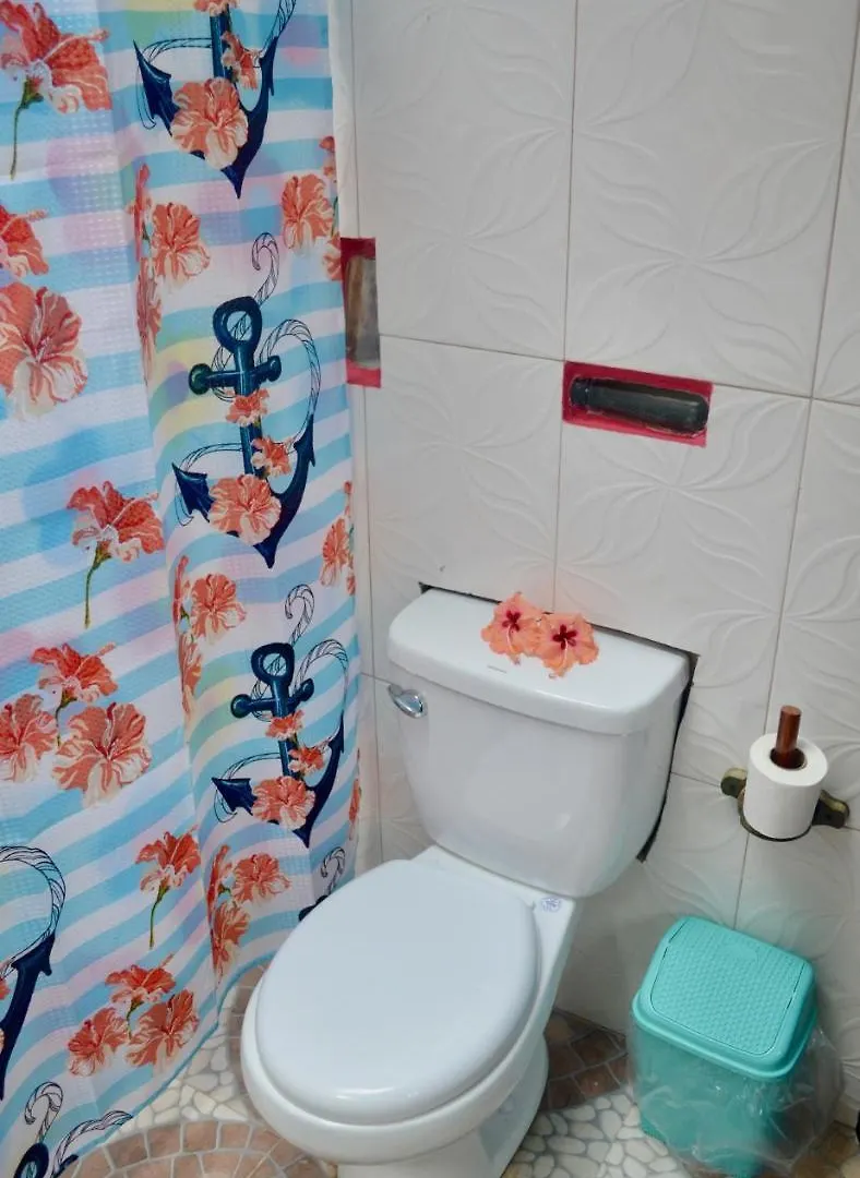 نيغريل Coral Cottage Jamaica فندق مبيت وإفطار