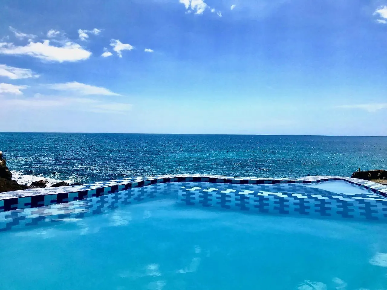 نيغريل Coral Cottage Jamaica جامايكا