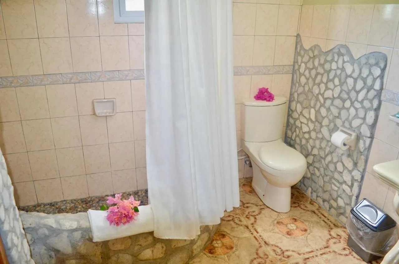 نيغريل Coral Cottage Jamaica فندق مبيت وإفطار